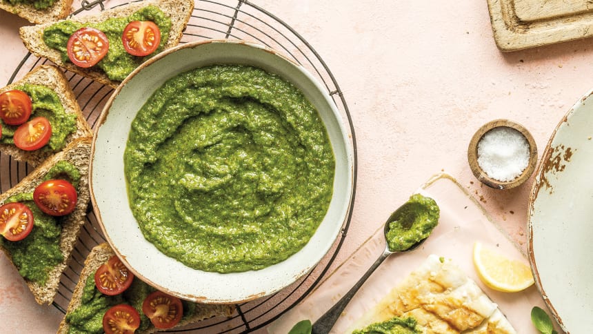 basil--chive--parsley-blender-pesto-71_web