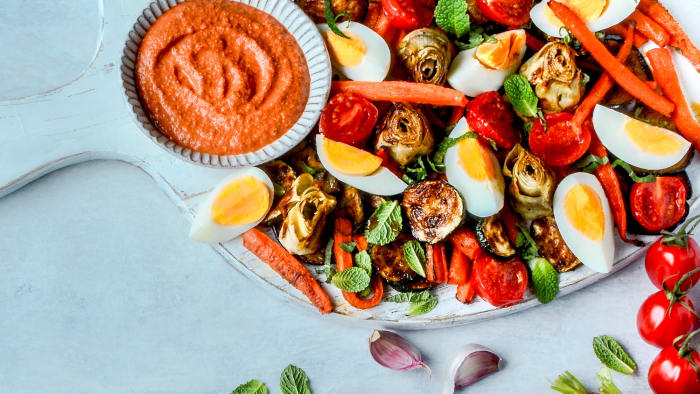 middle-eastern-mezze-board-with-muhammara_84-web