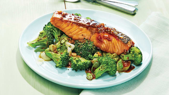 roasted-salmon-teriyaki-with-broccoli_87-web