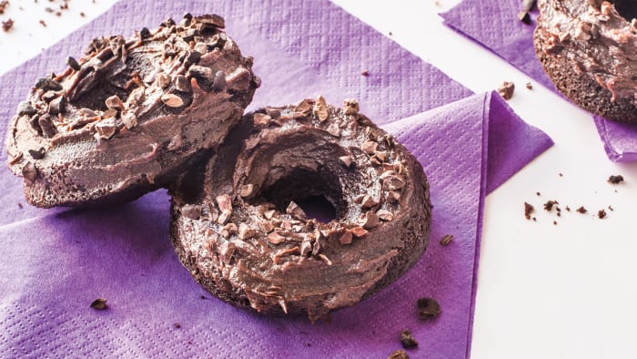 triple-chocolate-donuts_82